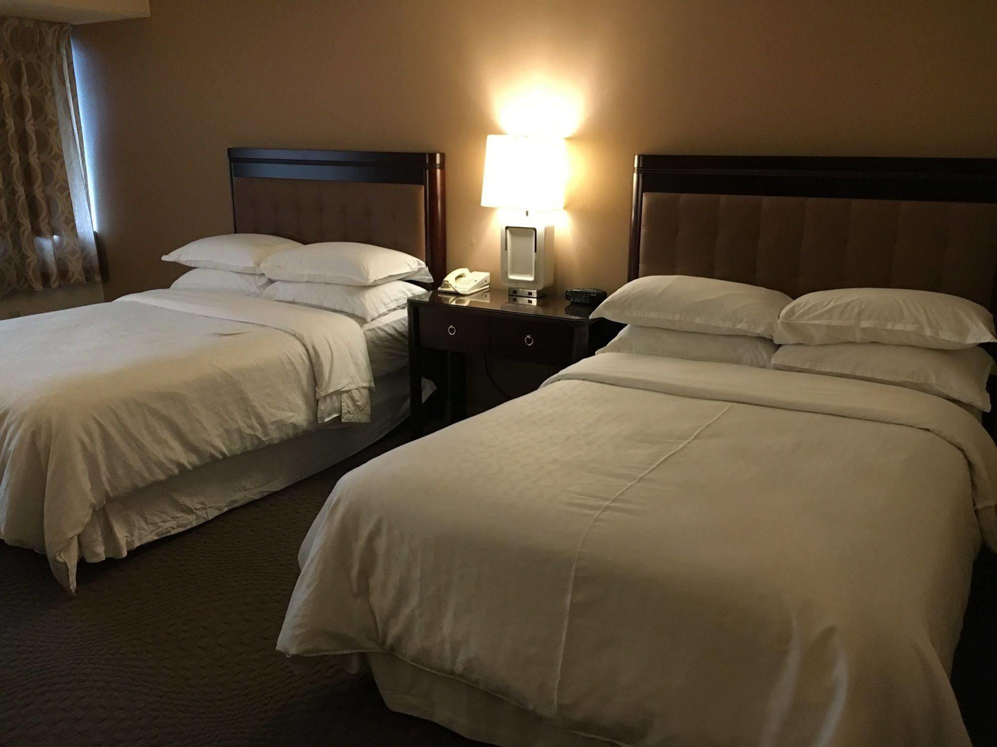 Sheraton Ontario Airport Hotel Kültér fotó