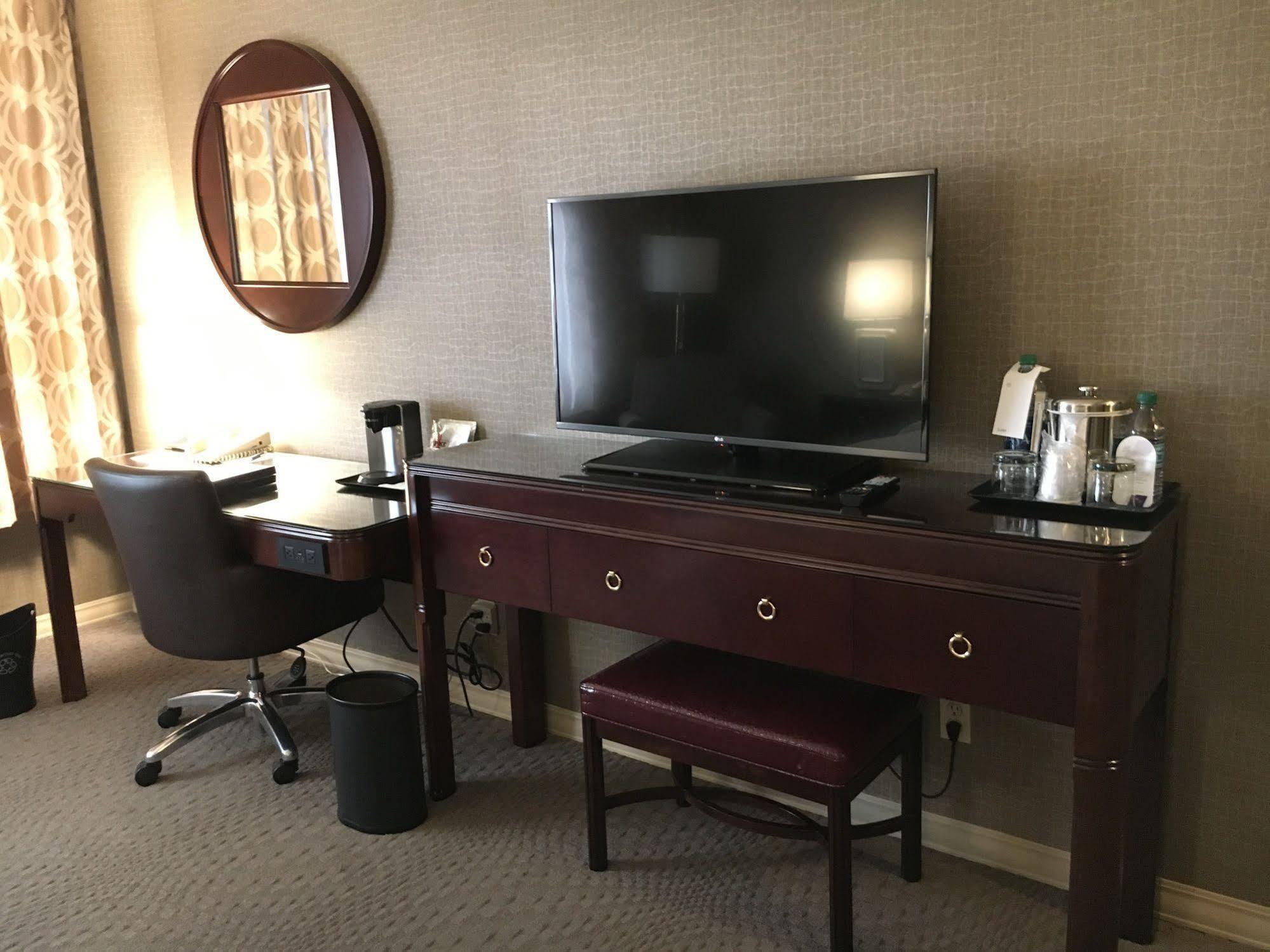 Sheraton Ontario Airport Hotel Kültér fotó
